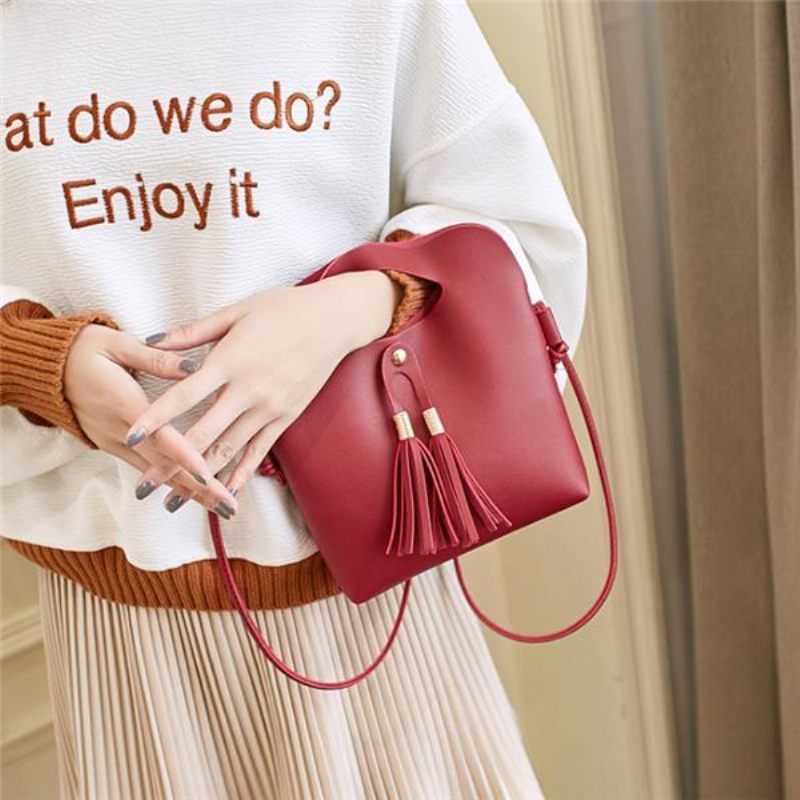 Női Mini Pu Crossbody Táskák Tassel Telefontáskák