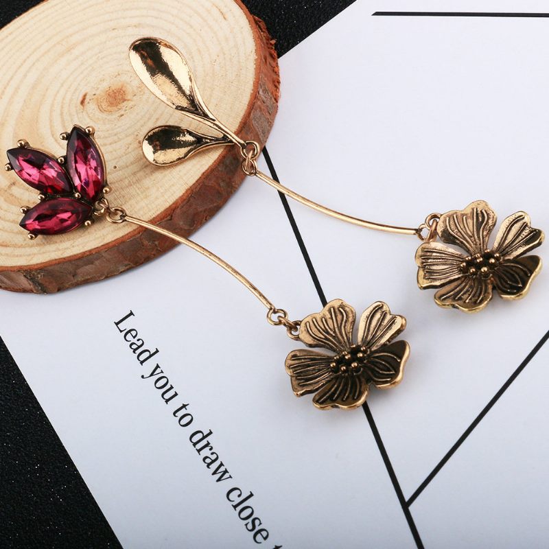 Vintage Antik Arany Fülbevalók Kreatív Aszimmetrikus Virágos Levelek Lógó Nőknek