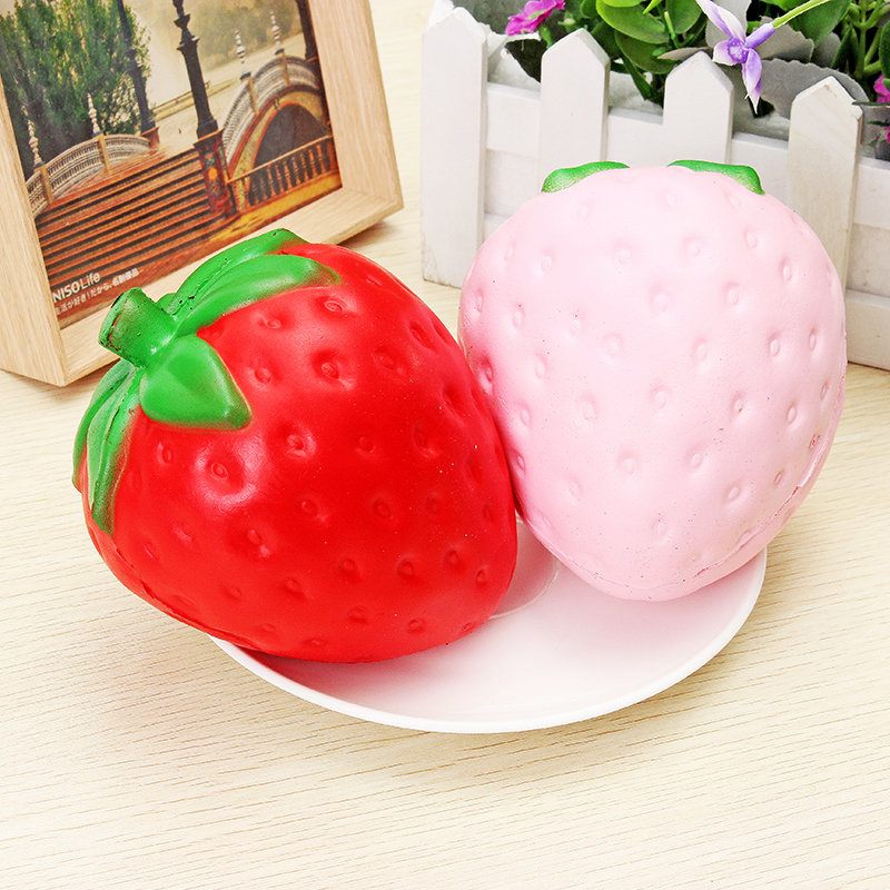 Jumbo Strawberry Squishy Lassan Emelkedő Puha Gyümölcs Kollekció Ajándék Dekor Játék