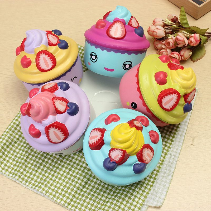 Leilei Squishy Eper Gyümölcs Fagylalt Csésze Cupcake Lassan Kelő Eredeti Csomagolás Gyűjtemény Ajándék