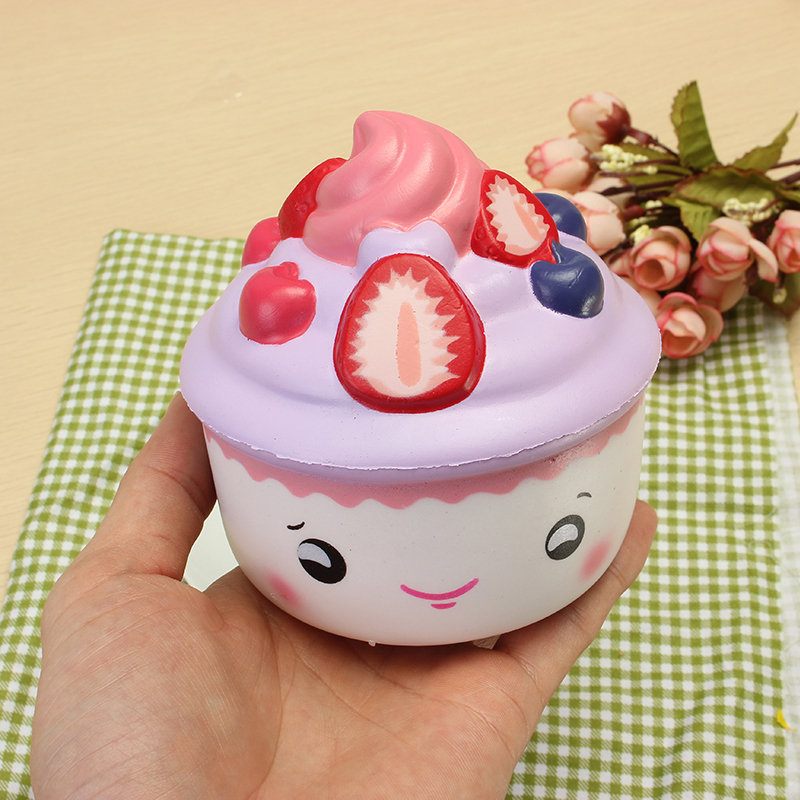 Leilei Squishy Eper Gyümölcs Fagylalt Csésze Cupcake Lassan Kelő Eredeti Csomagolás Gyűjtemény Ajándék