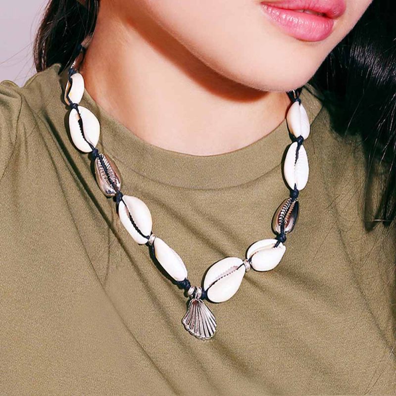 Kézzel Készített Shell Nyaklánc Kulcscsont Lánc Nőknek Natural Karkötő Cowrie Choker Állítható Háromszéki Ékszerek