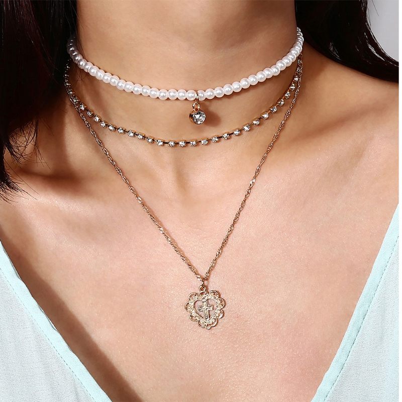 Pearl Choker Többrétegű Nyaklánc Villogó Szintetikus Gyémánt Gyöngy Kulcscsont Szív Alakú Női