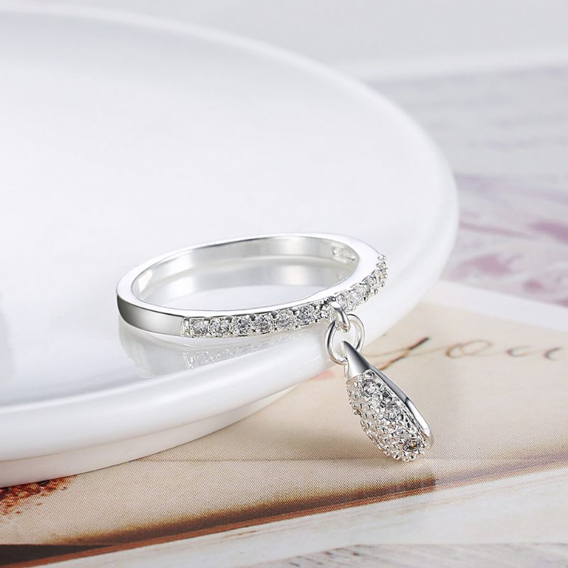 Yueyin Luxury Ring Elegáns Vízcsepp Medál Bojt Gyűrű