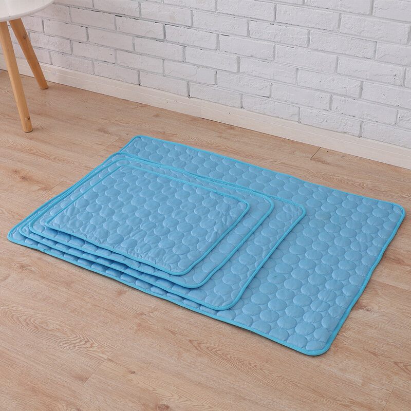 3 Szín Ice Silk Pet Summer Cooling Mat Pad Kutya Macska Nyári Ice Cool Mat Pad